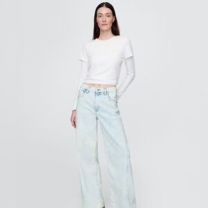 GAP high rise stride Jean